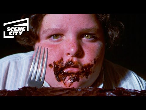 Matilda: Escena Bruce vs. Torta de Chocolate (Pam Ferris)