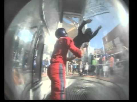 Khoa iFly Hollywood Wind Tunnel !! Indoor Skydiving