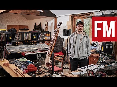 Throwing Snow breaks down Simmer – The Track