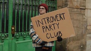 Musik-Video-Miniaturansicht zu Introvert Party Club Songtext von Rodan