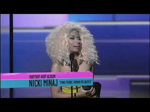 Nicki Minaj & The Barbz
