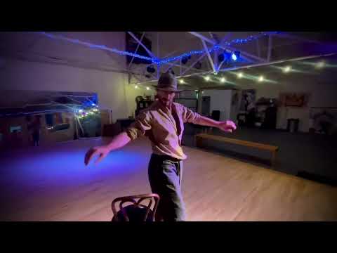 RACA PROMO - BURLESQUE