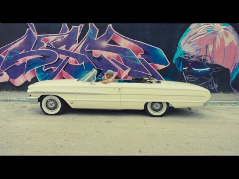 Mike Bahía - AMOR A MITAD (Visualizer)