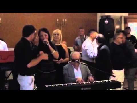 Nancy Canta perdutamente con il M* Enzo Di Domenico