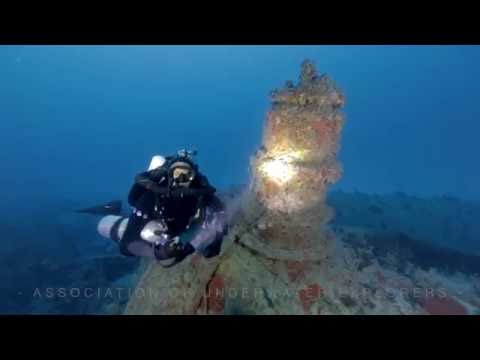 DIVING THE DEEP WRECK OF THE VITRIC OFF KEY LARGO, FLORIDA