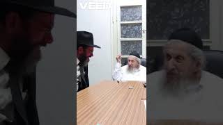 ​🫵מה ההוראה של המנהיג לרב החדש?, הבן נכנס תחת אביו הגדול: צפו בהדרכה מהמנהיג הרב לנדו להרב אדלשטיין