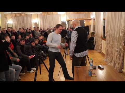 А Кочергин - страшный Лоу-кик