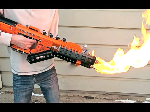 又一積木神兵！LEGO 打造的火焰放射器