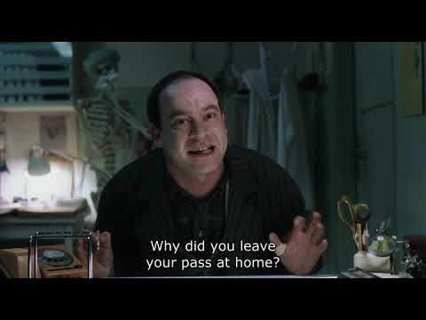 Kontroll (2003) -  Subway psychologist