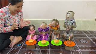 Download lagu Happy Birthday!! 4 Siblings Look So Surprising & Excited While Mom Surprise Birthday Party For Them, mp3