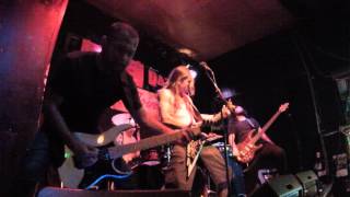 War cam - REIGN OF LIES live at the Joint bar 11/08/2013