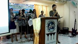 Grateful by Kurt Carr during Thanksgiving Worship Service