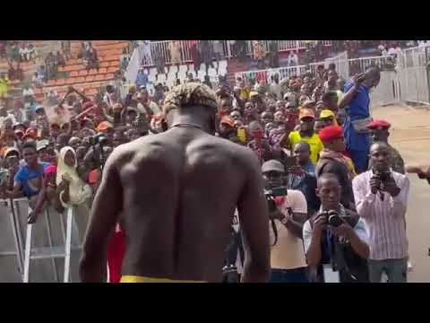 Shina peller bring Zazoo Portable for a live show in Liberty Stadium Ibadan