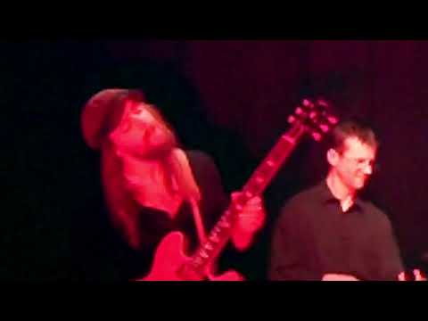 Slip´n Slide Parts of "How Blue    "