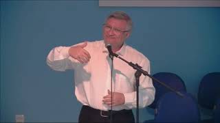 Em�dio Brasileiro Reflex�es � Luz do Evangelho