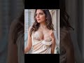 Malvika Mohanan Hot Cleavage Boobs 02