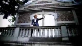 David Bisbal - Esclavo De Sus Besos [Official Music Video]