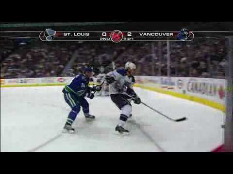 Rypien hit on Woywitka + Hordichuk hit on McKee