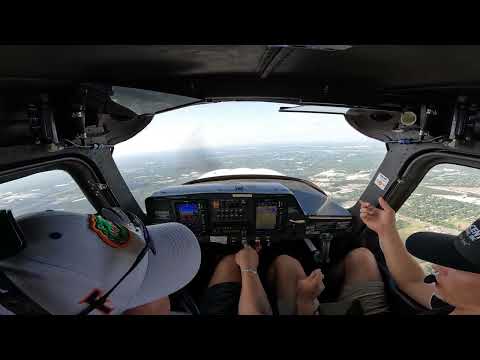 My first flight in a Cessna C162 Skycatcher