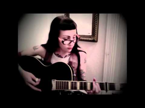 Sarah June - Crossbones in your Eyes - Acoustic Version