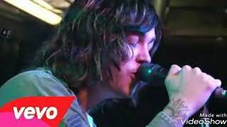 sleeping with sirens &quot;I need to know&quot;