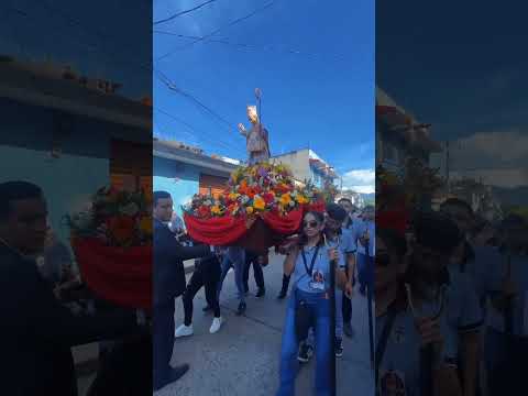 Visita de Ntra. Sra. del Rosario de Santa Cruz Naranjo a Cuilapa, Santa Rosa. 📹 P. Alejandro García.