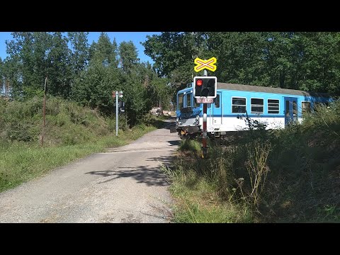 Železniční přejezd AŽD 97 P 6271 Červená nad Vltavou/Vlastec 20.8.2020 Czech railroad crossing.