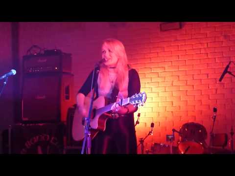 Sophie DeBattista - Independent Miss