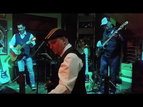 The ShellDoves Band - Perfidia (1962 - Shadows Style Cover)