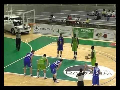 ORO LOBE HUESCA,81 - B.C. RIVER ANDORRA,82 (05/10/2012 0:00:00)