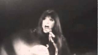 MELANIE SAFKA Ruby Tuesday v1