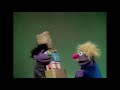 Sesame Street Harvey Kneeslapper Ya Need HELP