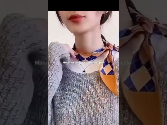 Vídeo relacionado con PoeticEHome Bufanda de seda de morera 100% pura para mujer, pañuelo cuadrado 68x68cm, accesorio para cabeza cuello regalo empaquetado