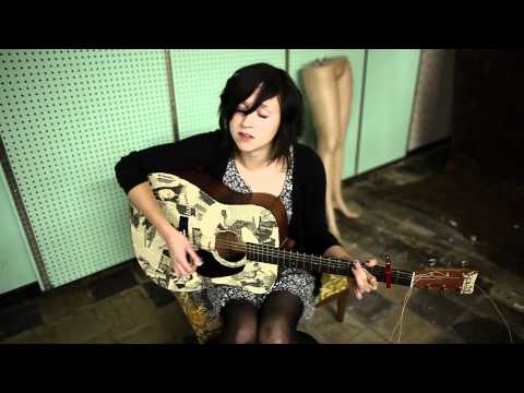 Waxahatchee - Clumsy (Nervous Energies session)