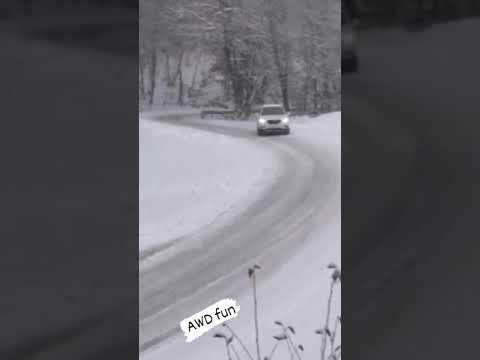 Opel Mokka X snow drift