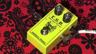 Video thumbnail for Daredevil Pedals LOGAN SQUARE DESTROYER LSD 60's Fuzz pedal demo by gearmanndude