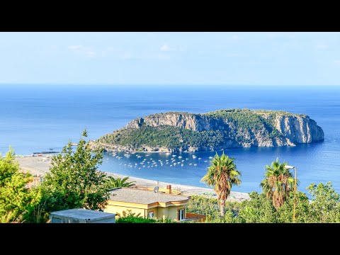 Breathtaking Views of Praia a Mare!
