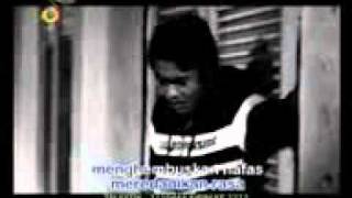 Download lagu IYAN ST12 Sebuah Kenyataan _ vc trinity - YouTube.FLV mp3