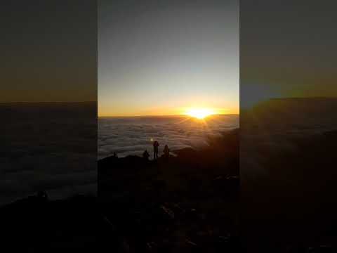 Lindo Amanecer desde el Volcan Tajumulco San Marcos🇬🇳🇬🇳🥰