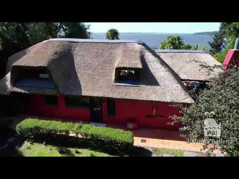 Video de YouTube - Casa en Venta de 5 dormitorios con  Garage en Laguna del Sauce, Maldonado