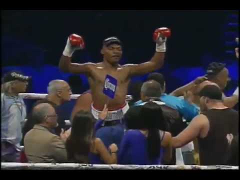 Chris Henry vs. Hugo Garay [TKO]