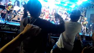 Download lagu Detik' konser Vita alvia _ sayang 2 tawuran mp3