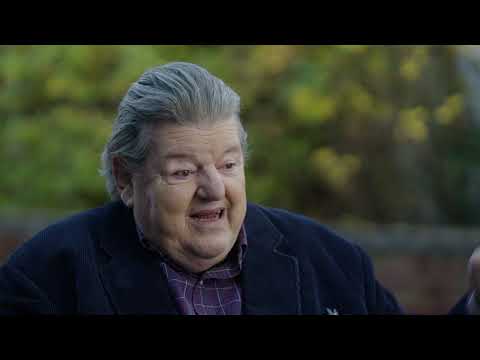 Harry Potter 20th Anniversary Return To Hogwarts - Itw Robbie Coltrane (official video)