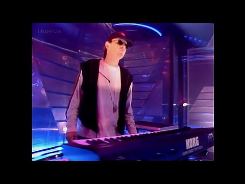 Cubic 22  -  Night In Motion  - TOTP  - 1991