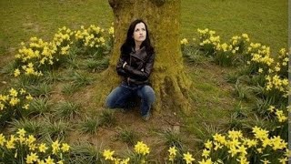 Dolores O'Riordan - In the garden (Subtitulada en español)