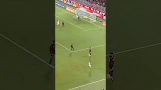 Golaço! Rodrigo Garro abre o placar para o Corinthians contra o Athletico-PR: 1 x 0