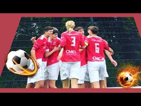 Eerste helft GVVV JO17-1 - vv DOVO JO17-1.