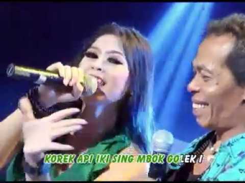 Sodiq feat Utami DF - Super Pikun [Official Music Video]