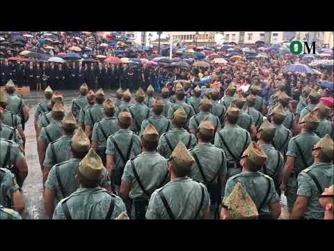 Legionarios cantan el 'Novio de la Muerte' en el traslado del Cristo de la Buena Muerte