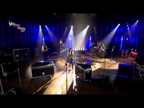 Demi Lovato - Don't Forget (Live Walmart Soundcheck 2009) [1/6]
